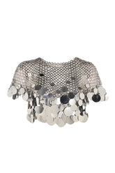 Parlak metal disk süslemeli zincir detaylı metal crop top