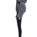 Khela desenli kısa şişme mont