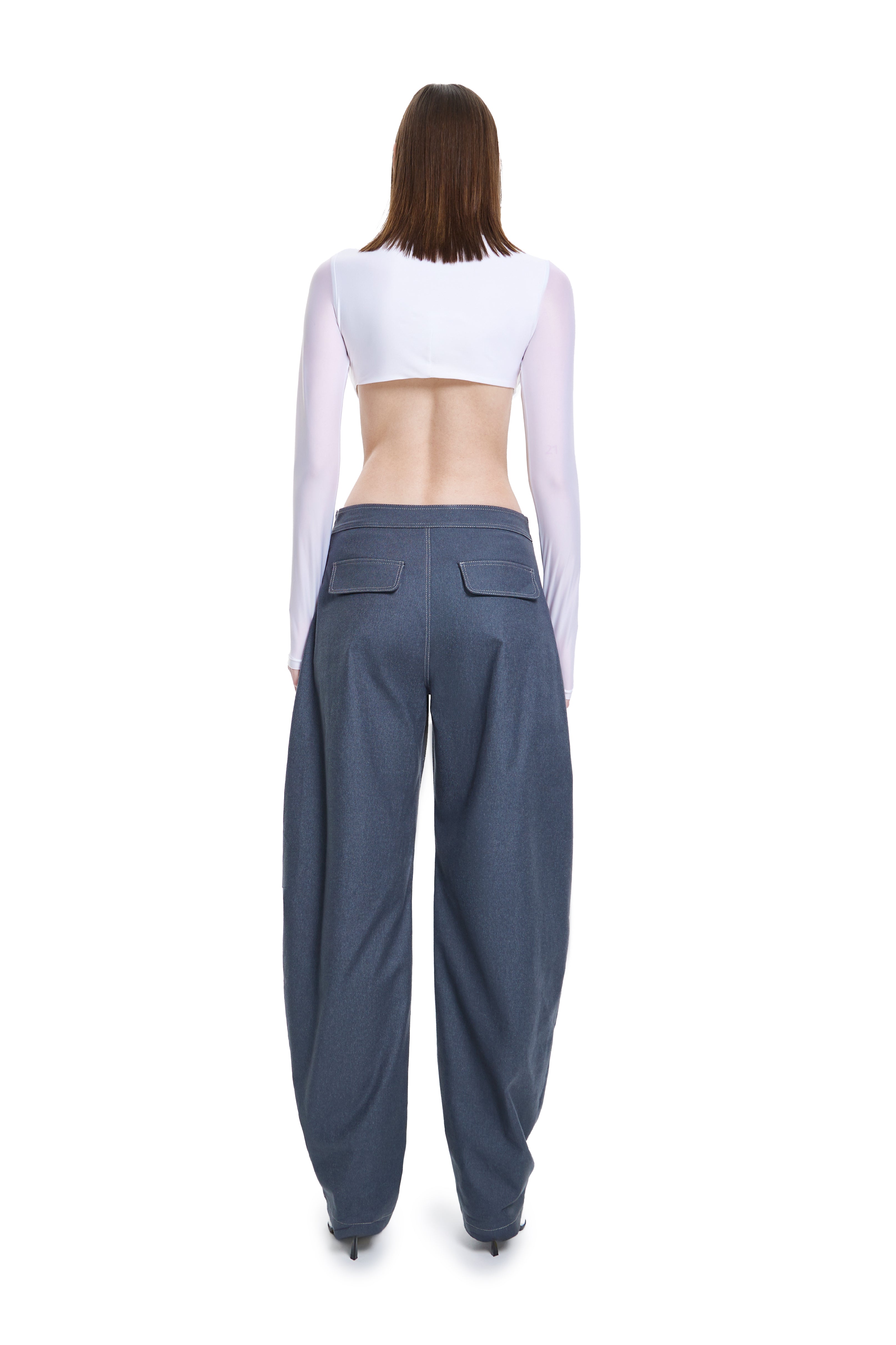 Khela mavi cutout detaylı geniş paça tasarımlı rahat kalıp pantolon