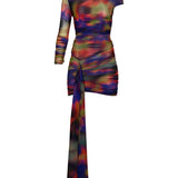 Desenli tek omuz tek kol detaylı drapeli mini elbise