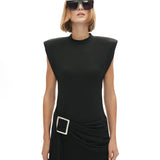 Siyah yüksek yaka tokalı drapeli kuyruk detaylı mini elbise