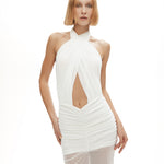 Beyaz tül kumaş büzgü detaylı göğüs dekolteli transparan maksi elbise