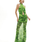 Yeşil tül kumaş büzgü detaylı göğüs dekolteli transparan maksi elbise