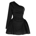Siyah bele oturan tek kol mini elbise