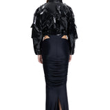 Khela siyah parlak deri görünümlü, metal tokalı dik yaka ceket