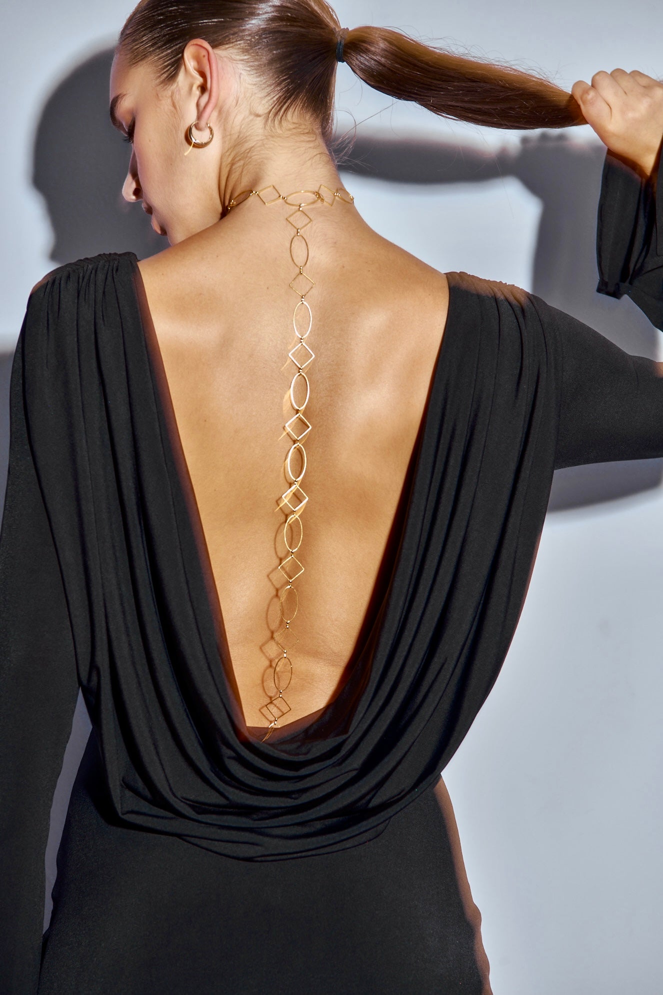 BACK OFF DRESS BLACK