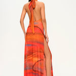 Turuncu halter yaka derin yırtmaçlı tül elbise