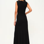 Siyah agraflı derin V yaka çift yırtmaçlı maxi elbise