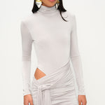 İnci yüksek yaka uzun kollu drapeli mini elbise