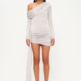 İnci tek omuz uzun kollu drapeli mini elbise
