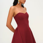 Khela bordo godet detaylı mini elbise