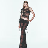 Siyah transparan çiçek detaylı kolsuz top