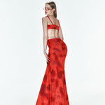 Kırmızı desenli maksi etek