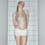 Gümüş boncuklu ve metal zincirli top