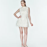 Ekru mandarin yaka 3D çiçekli detaylı a kesim mini elbise