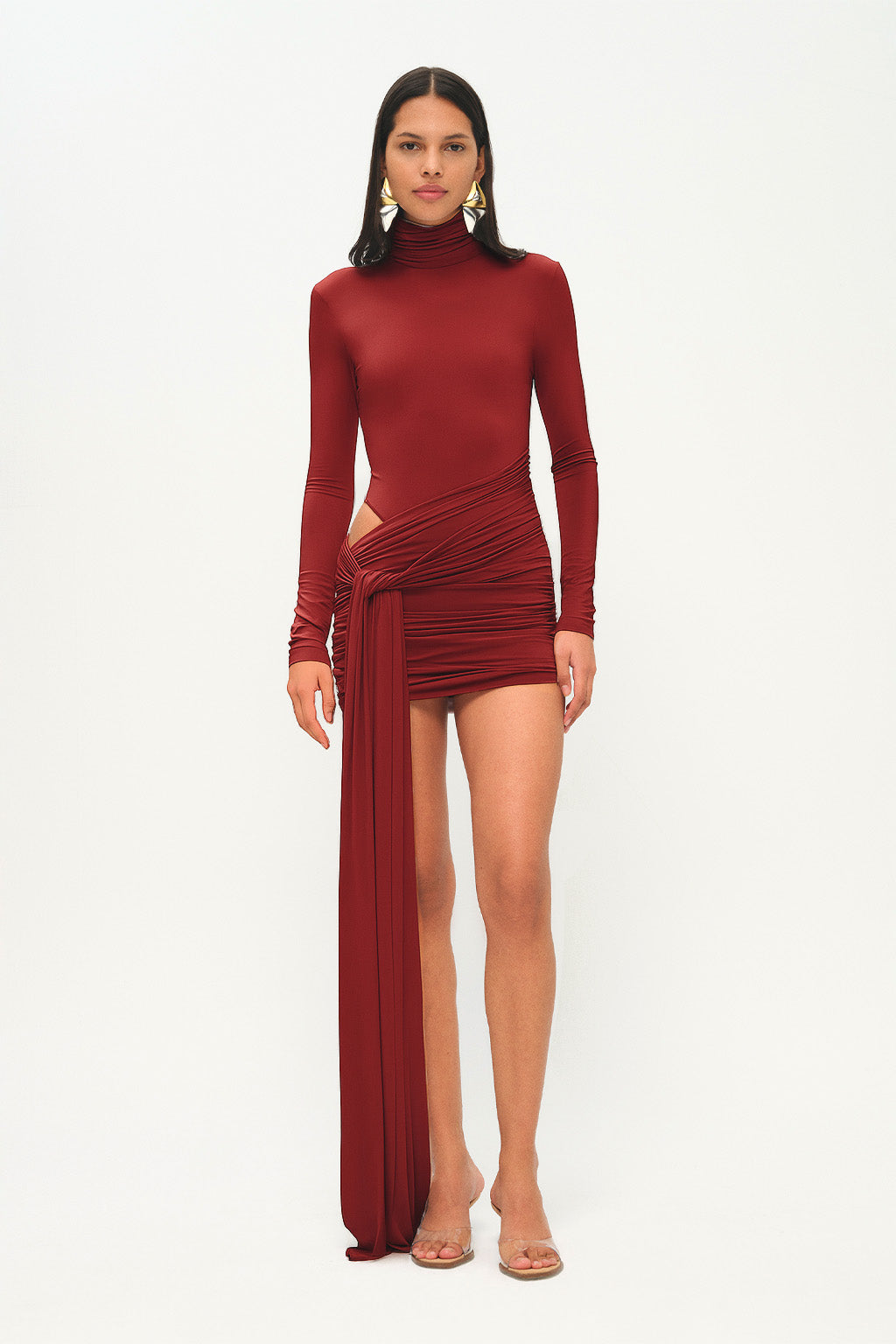  Bordo yüksek yaka uzun kollu drapeli mini elbise