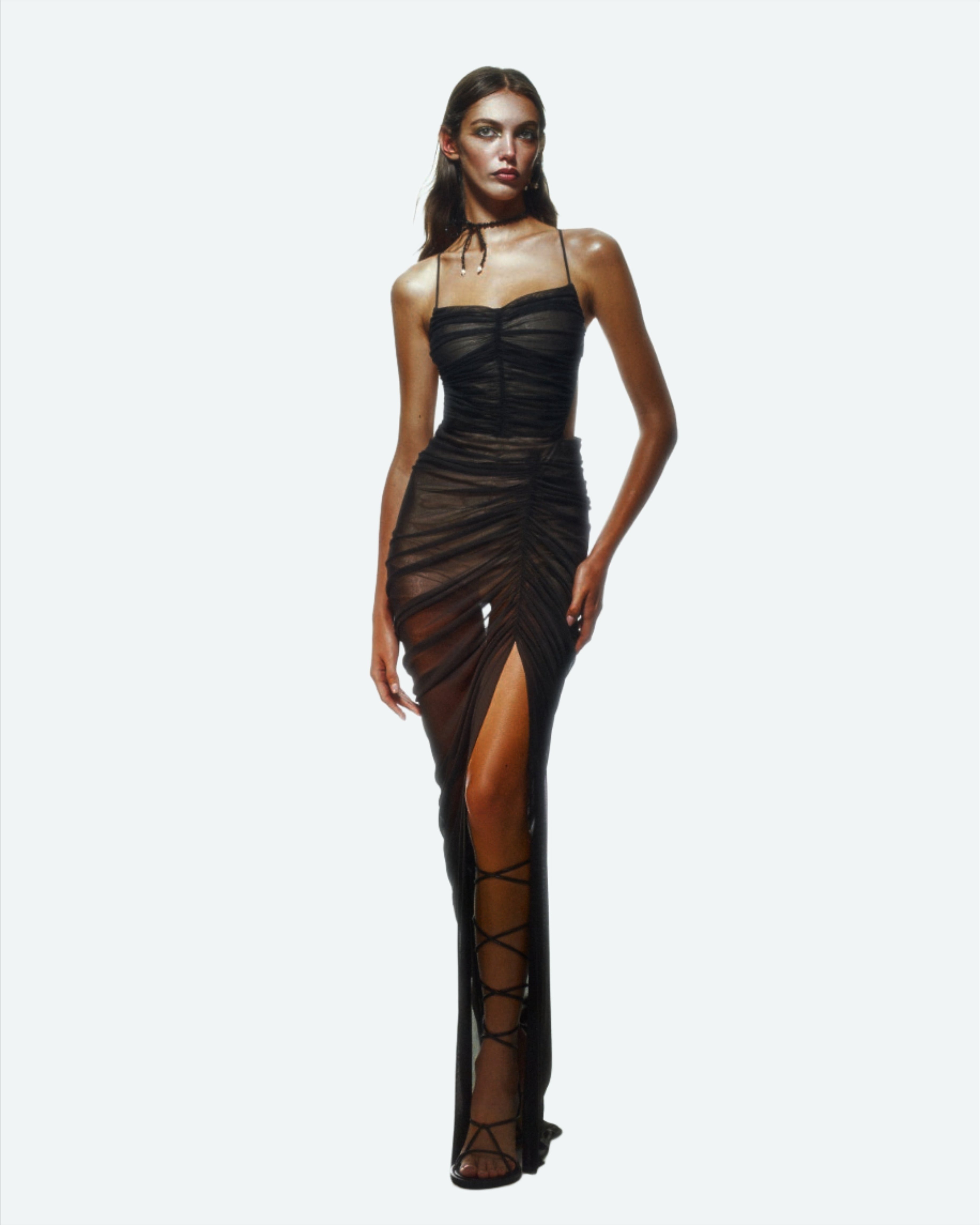 Khela siyah ince askılı drapeli şort astarlı tül elbise