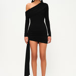 Siyah tek omuz uzun kollu drapeli mini elbise