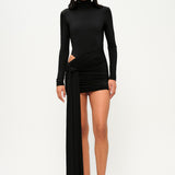 Siyah yüksek yaka uzun kollu drapeli mini elbise