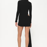 Siyah yüksek yaka uzun kollu drapeli mini elbise