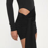 Siyah yüksek yaka uzun kollu drapeli mini elbise